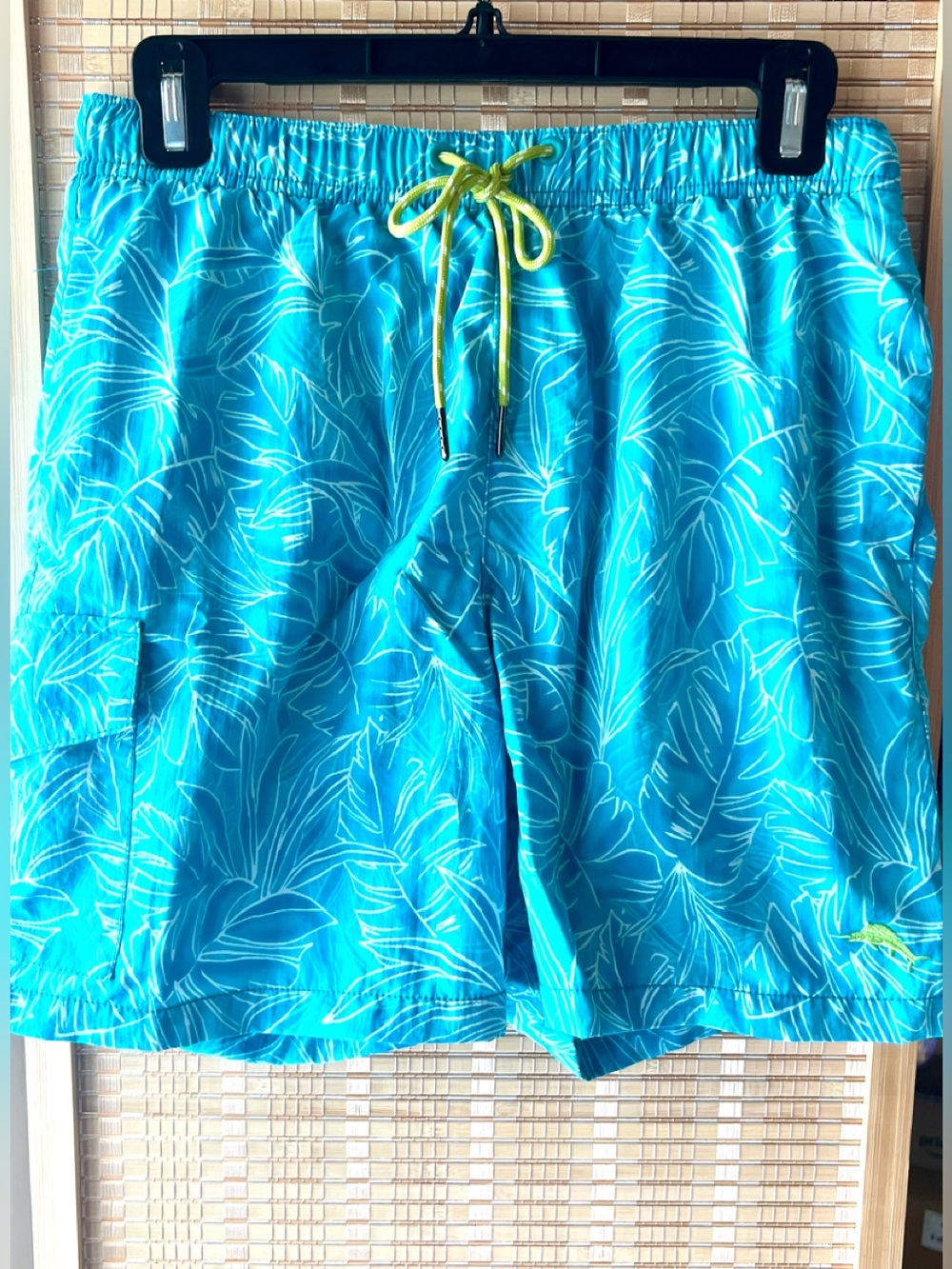 TOMMY BAHAMA Brilliant Seaside Turquoise Swim Trunks Excellent Size Men’s Small